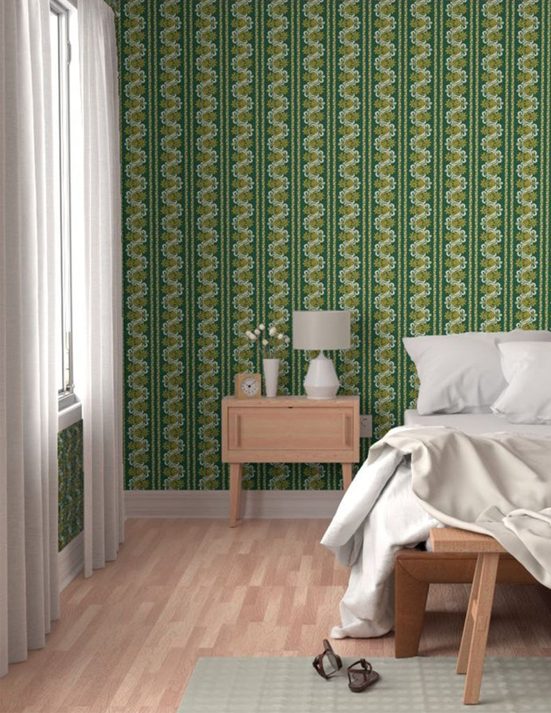 Funky Fluer De Lis -  Wallpaper - Green & Gold